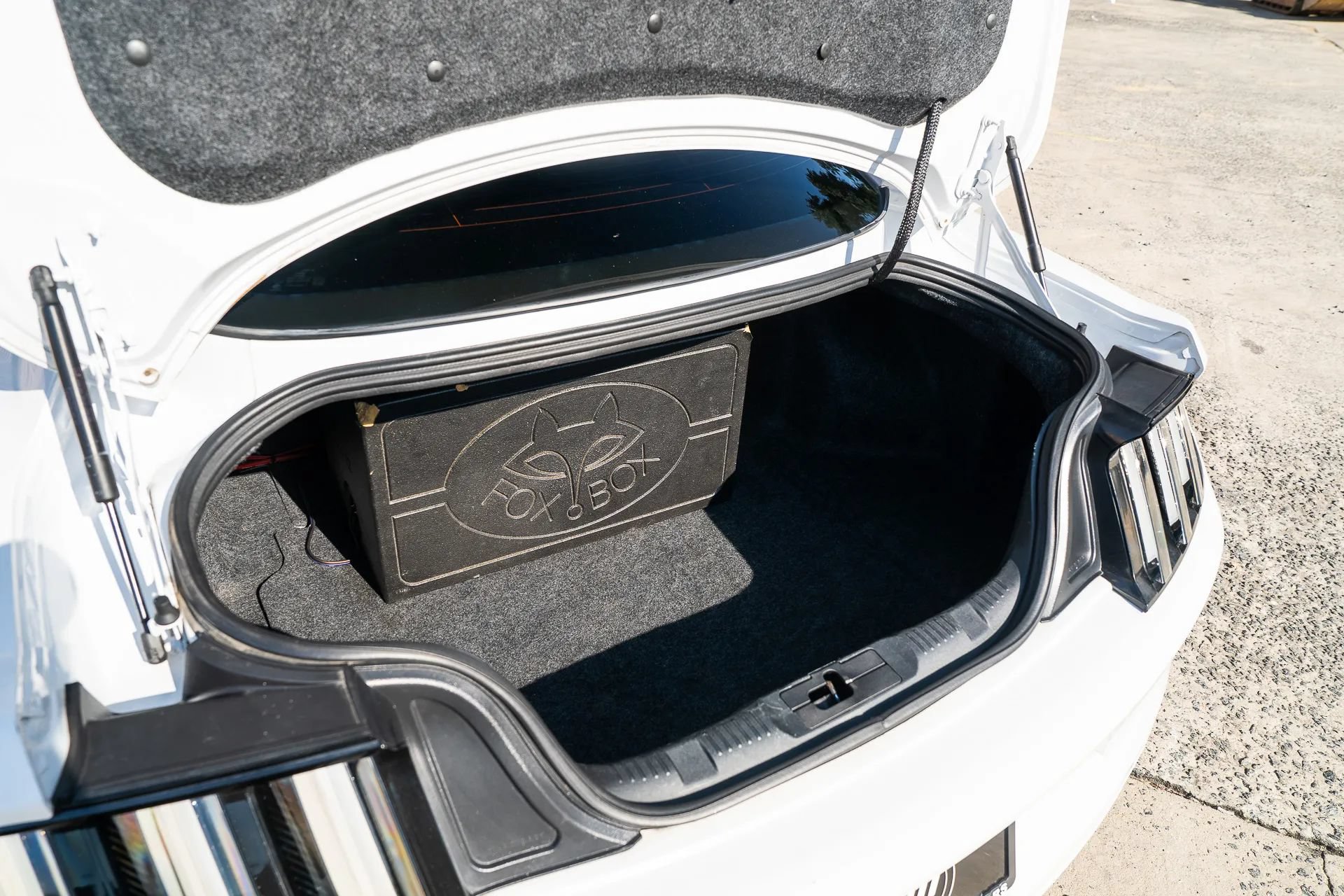 Used 2015 Ford Mustang GT RWD image 8
