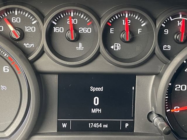 Used 2025 Chevrolet Silverado 1500 Custom image 14