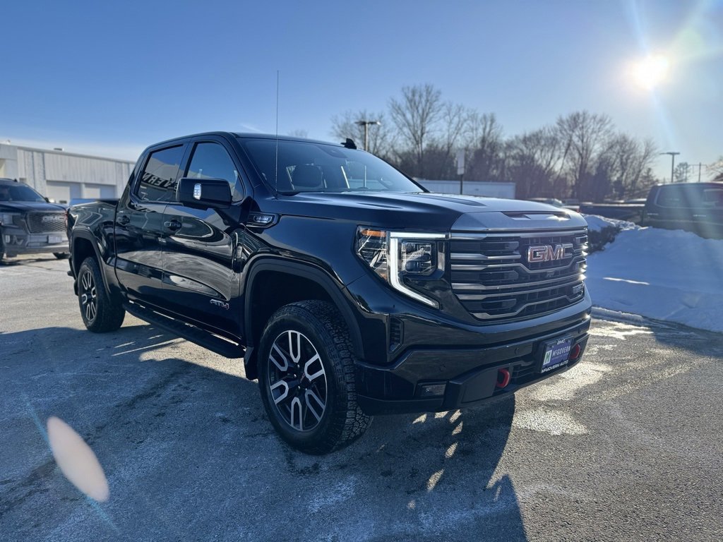 Used 2024 GMC Sierra 1500 AT4 w/ AT4 Premium Package image 8