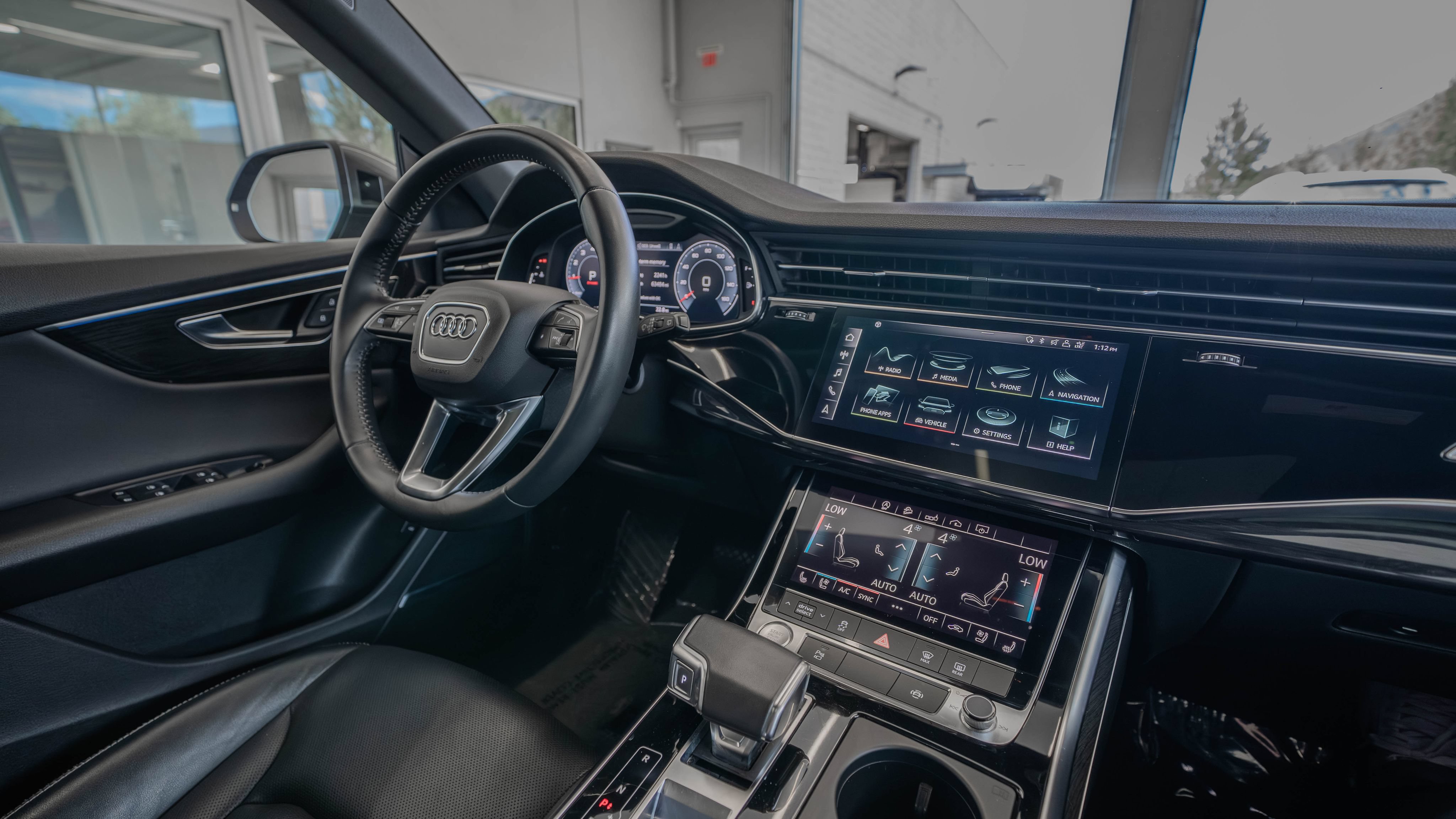 Used 2020 Audi Q8 Premium Plus AWD/4WD image 19