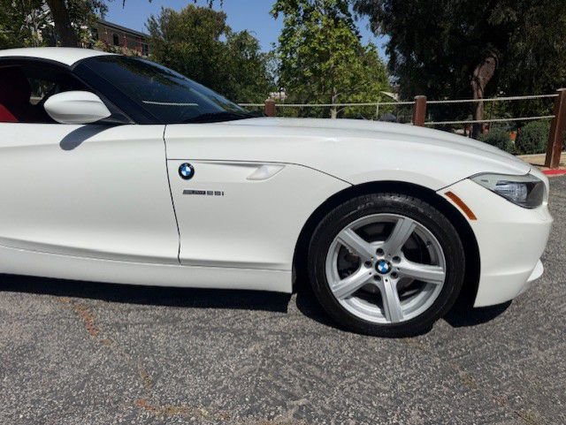 Used 2012 BMW Z4 sDrive28i RWD image 23