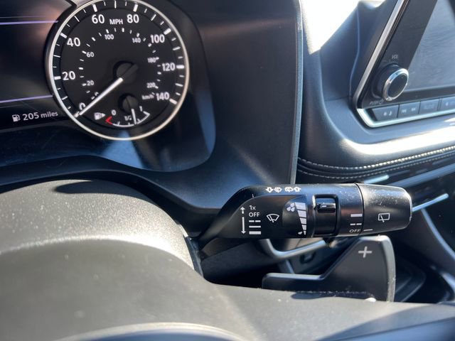 Used 2024 Nissan Rogue SV image 29