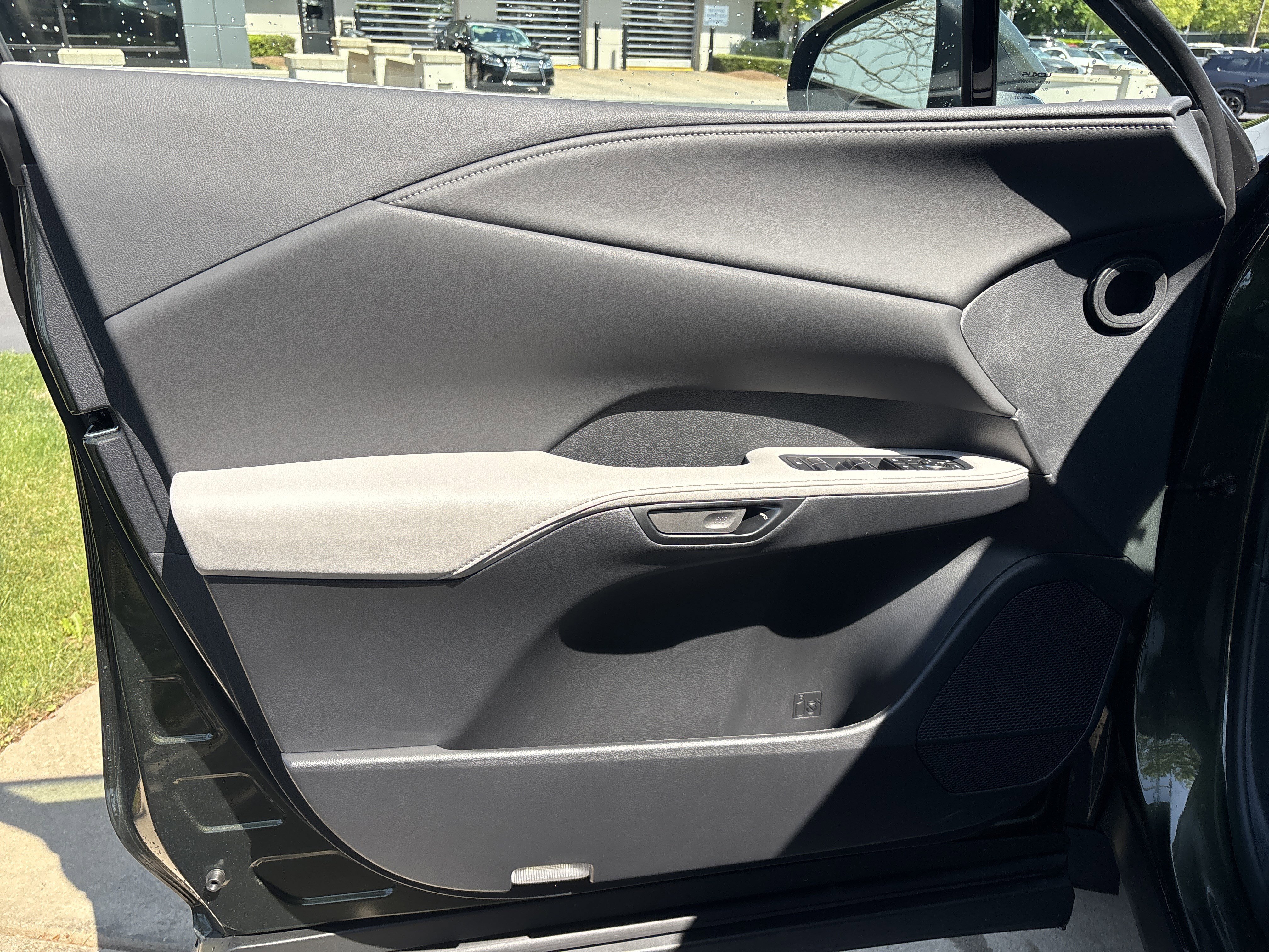 Used 2025 Lexus RX 350 Premium image 14