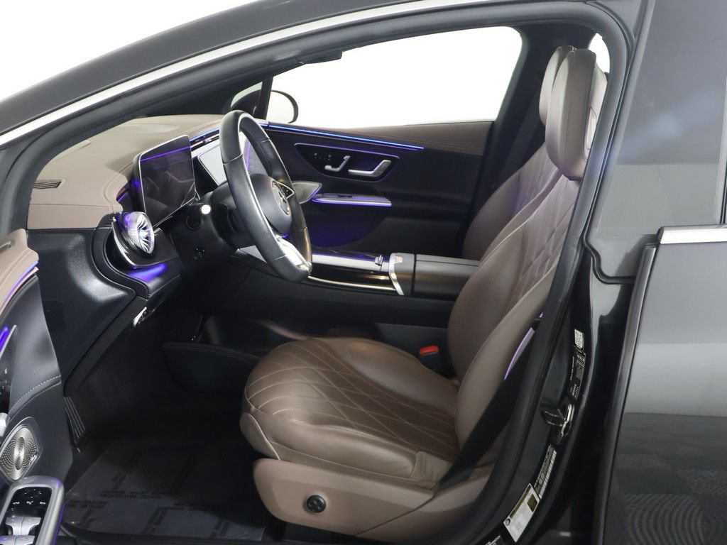 Used 2023 Mercedes-Benz EQE 350+ 4MATIC Sedan image 31