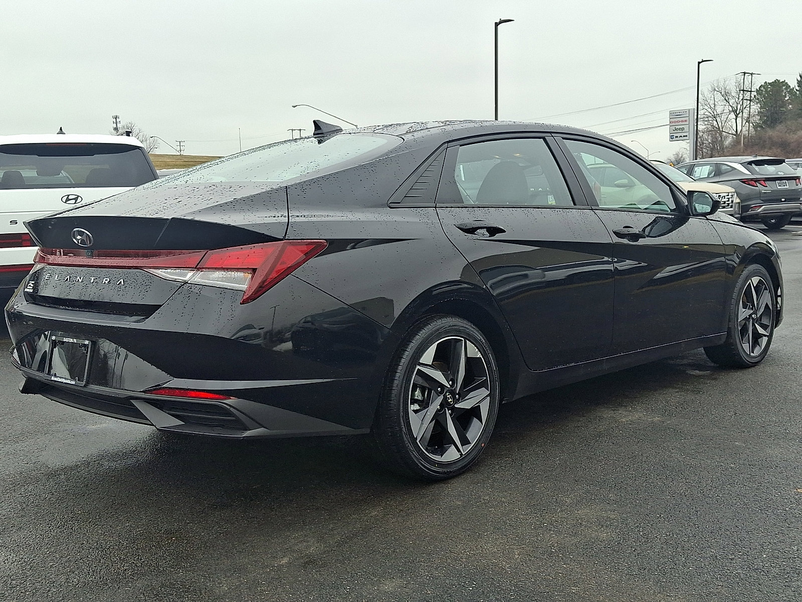 Certified 2023 Hyundai Elantra SEL w/ Convenience Package image 6