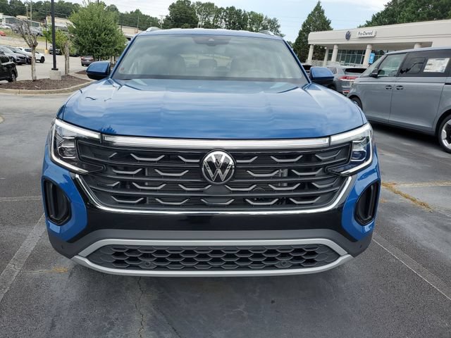 New 2026 Volkswagen Atlas Cross Sport SE FWD image 2