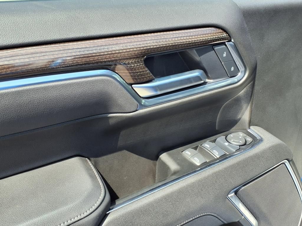 New 2025 Chevrolet Silverado 1500 LT AWD/4WD image 11