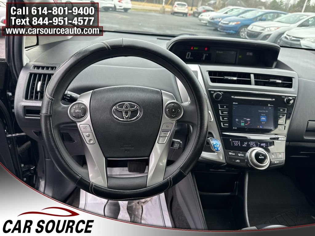 Used 2017 Toyota Prius V Three image 8