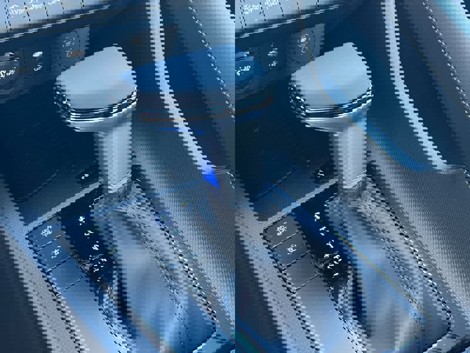 New 2025 Hyundai Elantra Sport image 21