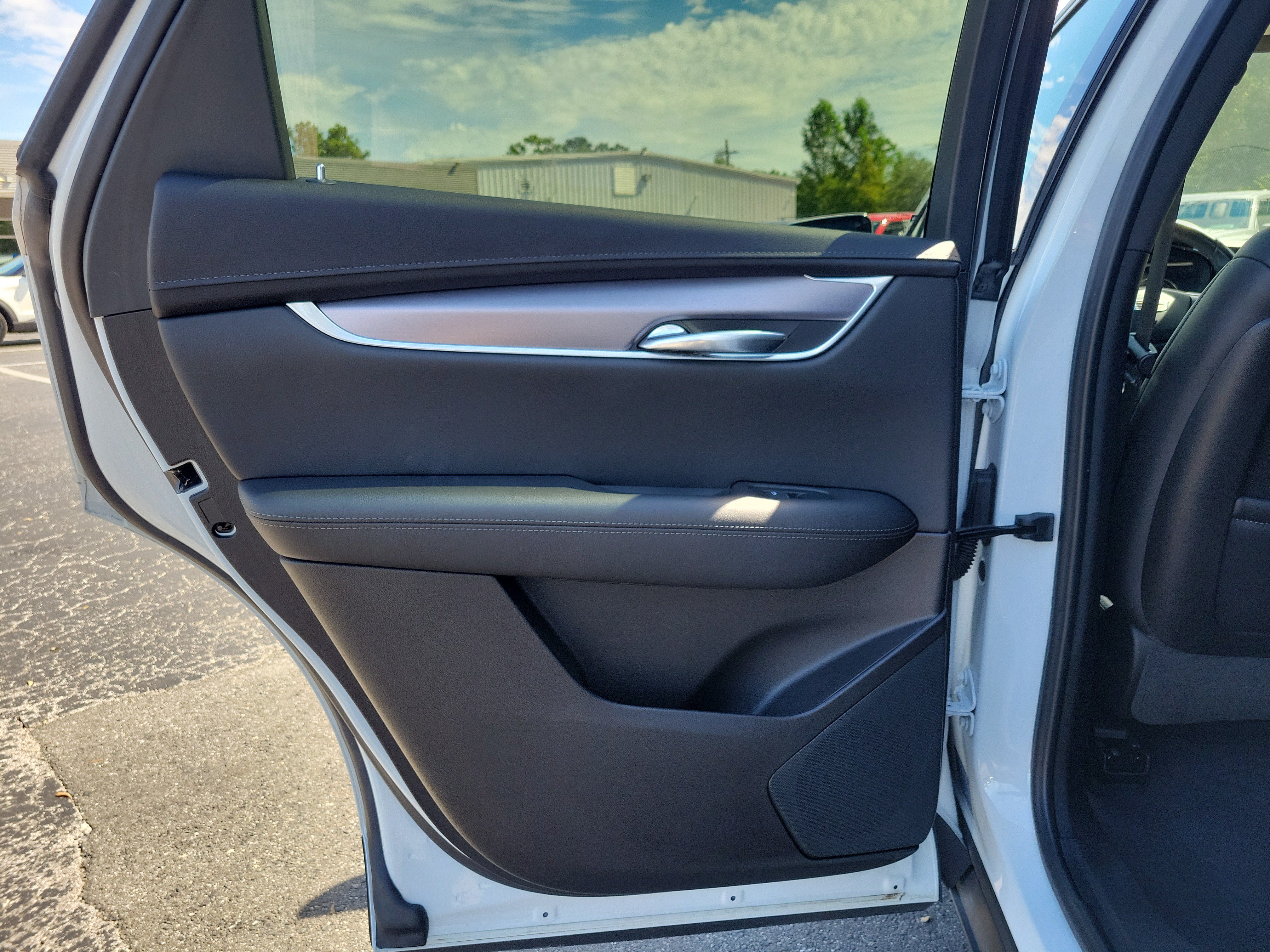 Used 2022 Cadillac XT5 Luxury FWD image 12
