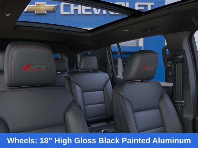 New 2026 Chevrolet Traverse Z71 w/ LPO, Floor Liner Package image 25