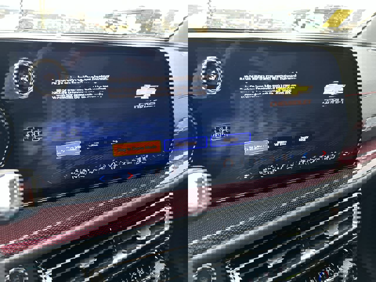 New 2026 Chevrolet Traverse RS w/ LPO, Floor Liner Package image 28