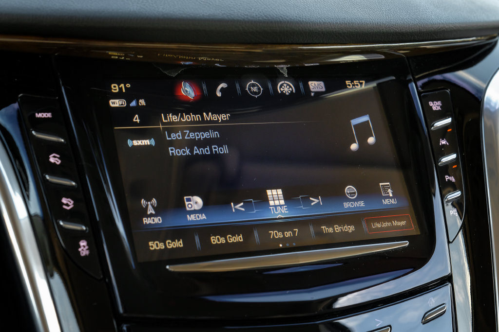 Used 2018 Cadillac Escalade Luxury AWD/4WD image 27