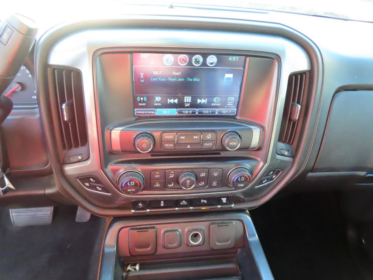 Used 2016 Chevrolet Silverado 2500 LTZ w/ Duramax Plus Package image 38