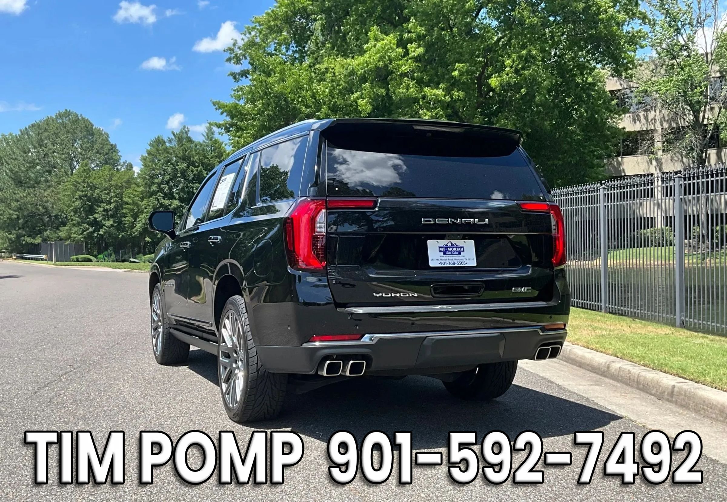 Used 2025 GMC Yukon Denali Ultimate AWD/4WD image 7