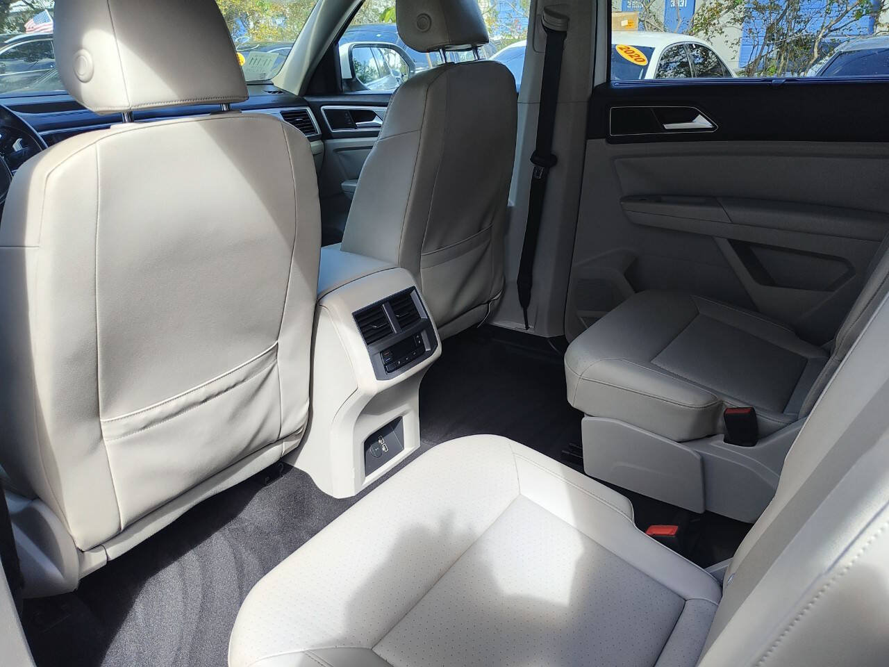 Used 2018 Volkswagen Atlas SE FWD image 30