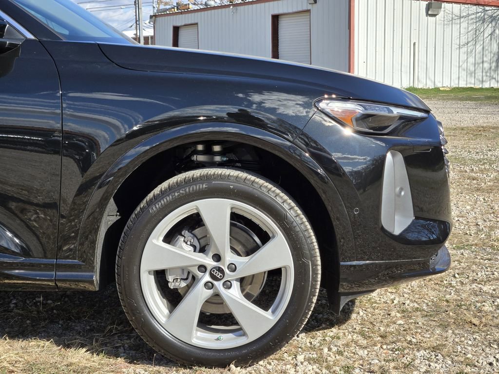 New 2025 Audi Q5 Premium Plus image 13