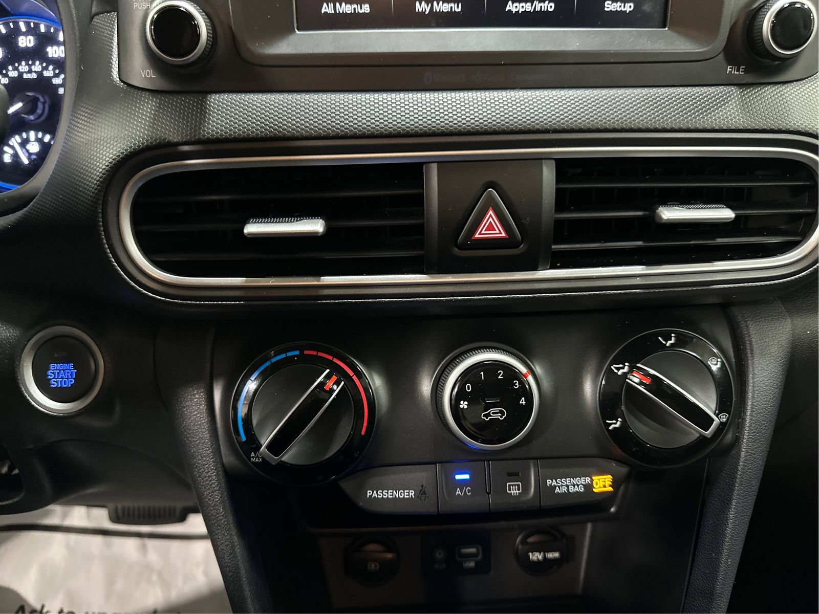 Used 2019 Hyundai Kona SEL AWD/4WD image 27