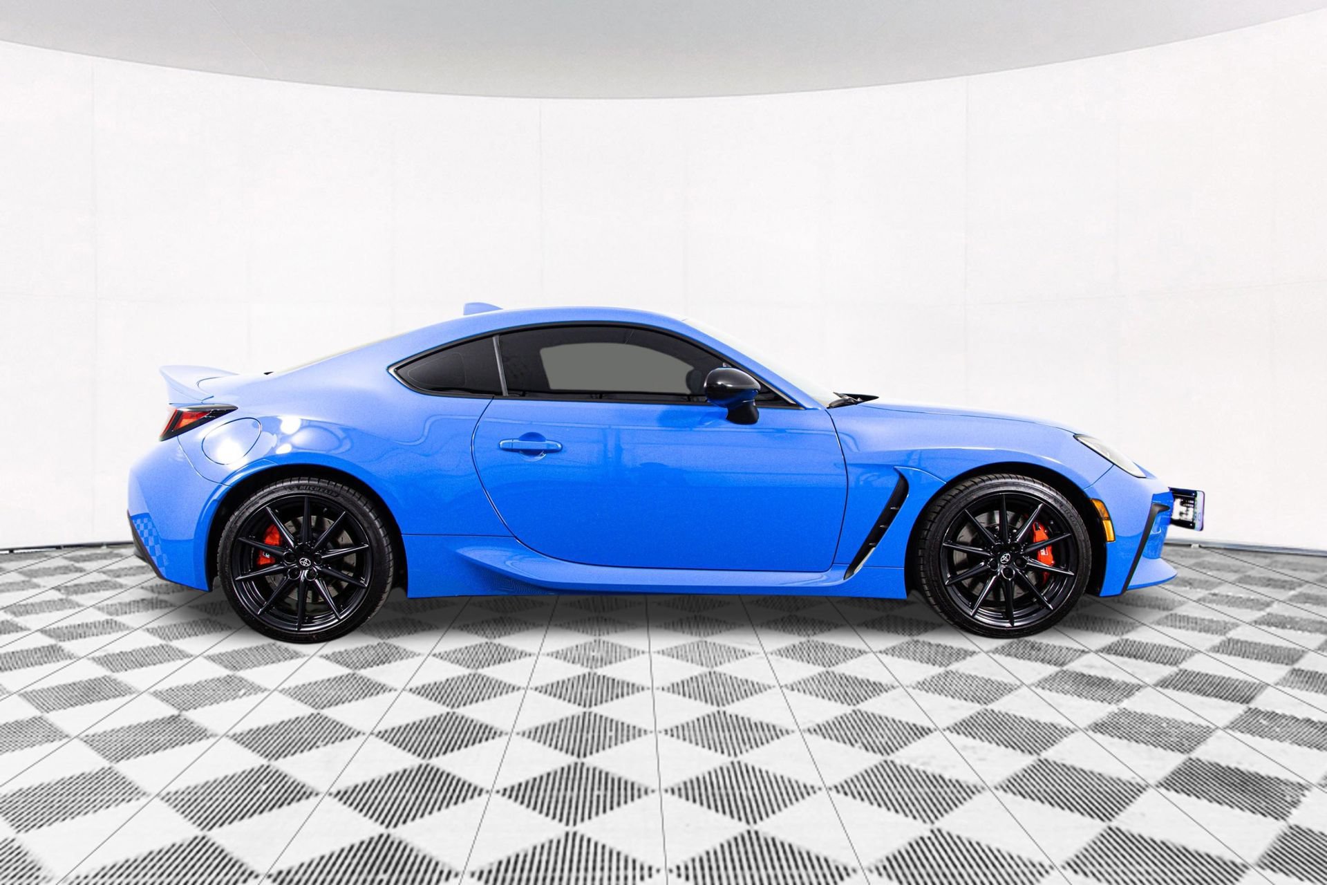 Used 2022 Toyota GR86 Premium w/ ALL Weather Mat Package (TMS) RWD image 18
