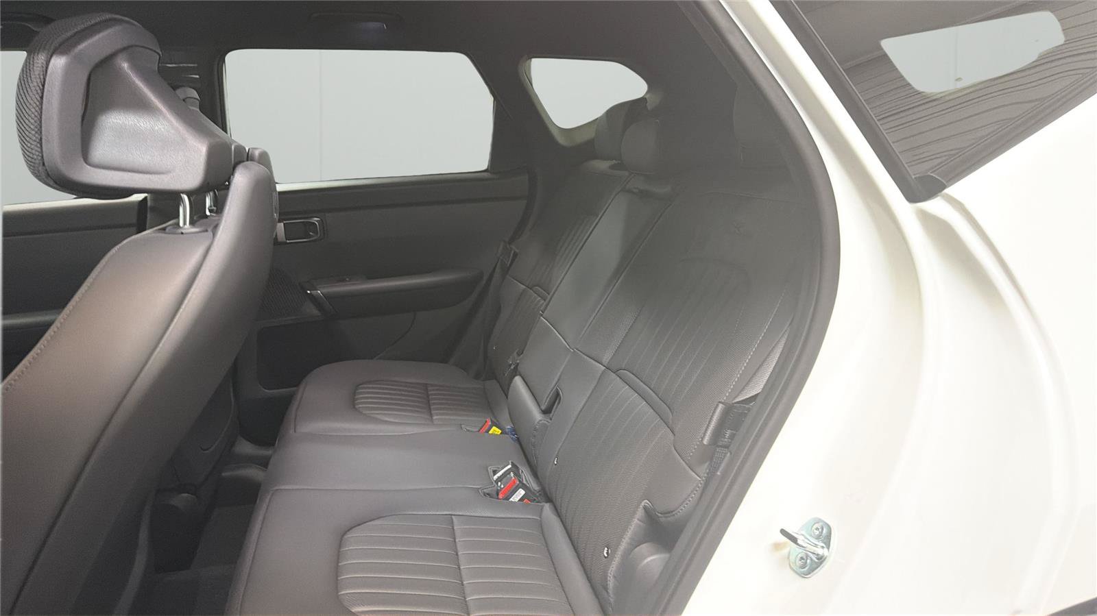 New 2027 Kia Seltos X-Line S w/ X-Line S Premium Package AWD/4WD image 11