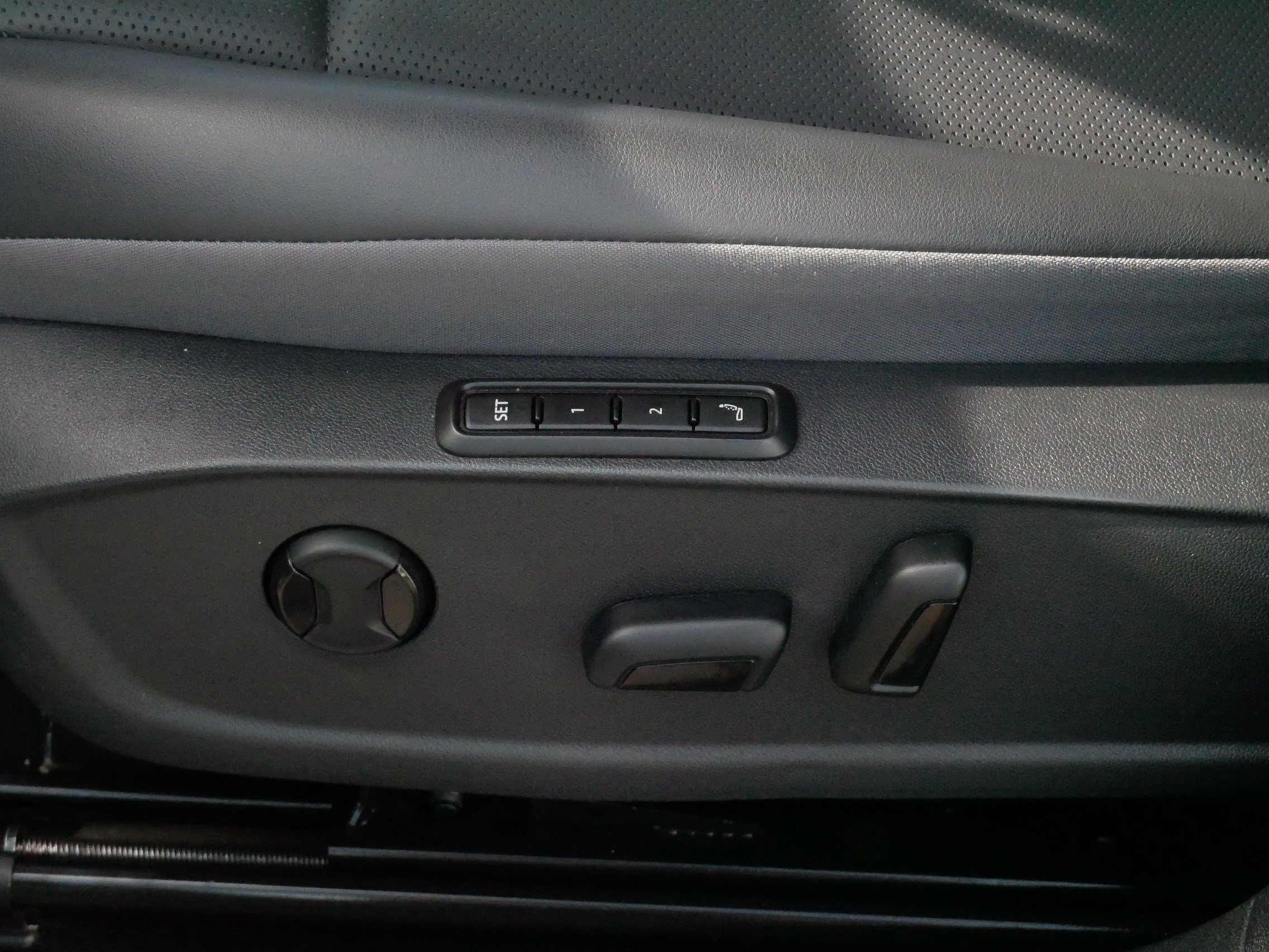 Certified 2023 Volkswagen ID.4 Pro S Plus AWD/4WD image 20