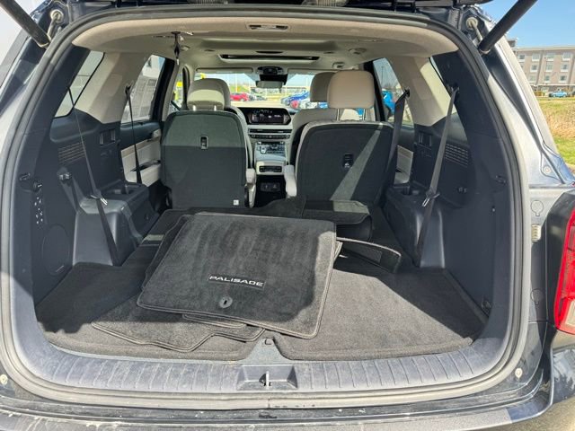 Used 2023 Hyundai Palisade Limited w/ Cargo Package AWD/4WD image 9