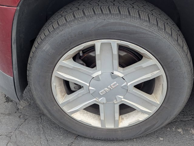 Used 2010 GMC Terrain SLT image 12