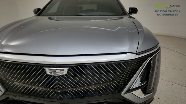 Used 2024 Cadillac Lyriq Tech w/ Driver Assist Package AWD/4WD image 23