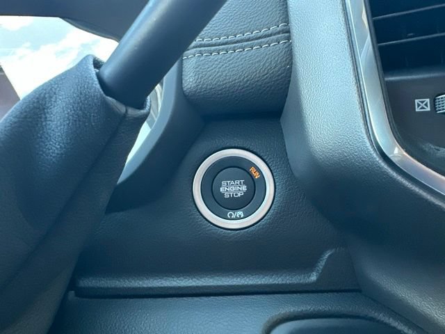 New 2026 RAM 3500 Laramie AWD/4WD image 22
