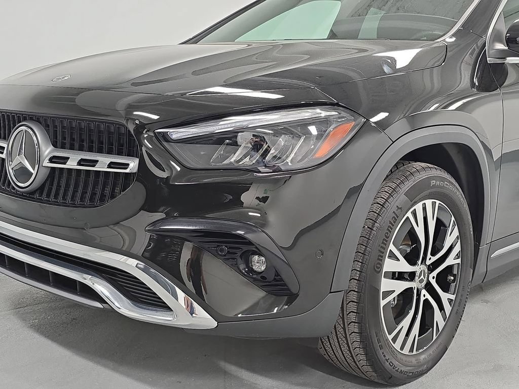 Used 2025 Mercedes-Benz GLA 250 4MATIC image 11