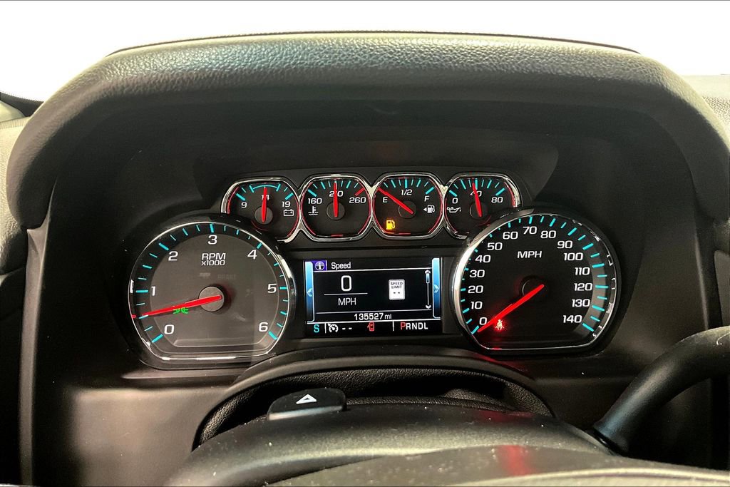 Used 2017 Chevrolet Suburban Premier image 26