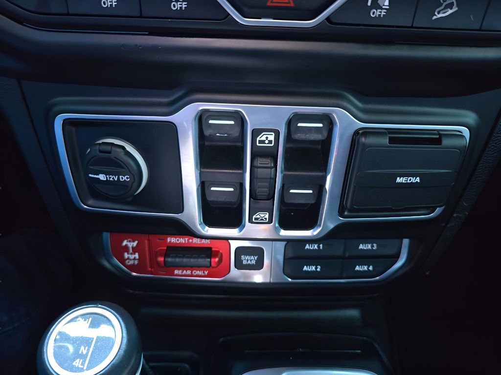 Used 2020 Jeep Wrangler Unlimited Rubicon AWD/4WD image 17