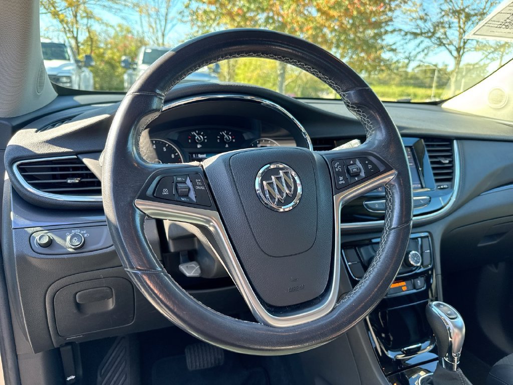Used 2022 Buick Encore Preferred w/ Safety Package AWD/4WD image 11