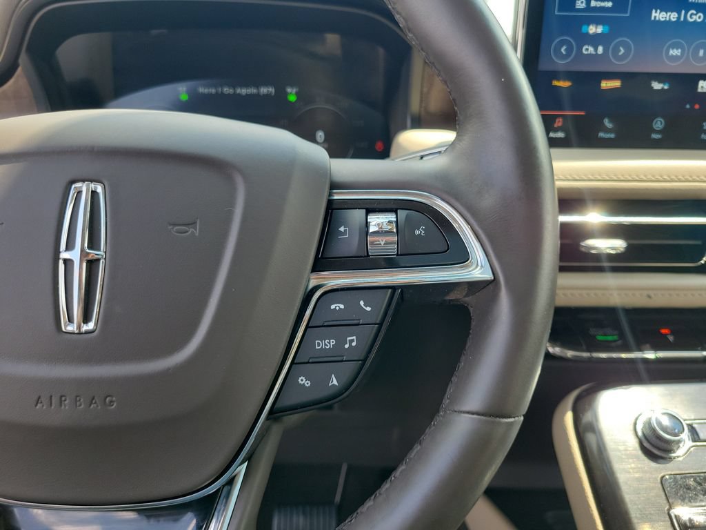 Certified 2023 Lincoln Nautilus Reserve AWD/4WD image 25