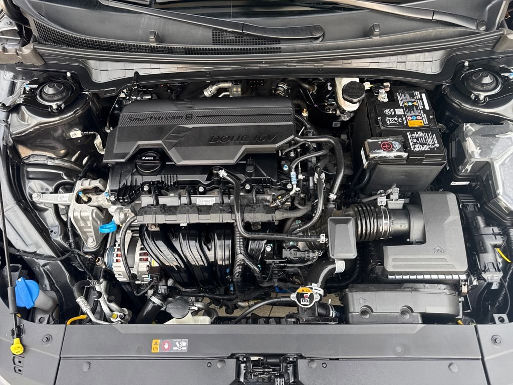 Used 2025 Kia K4 LXS image 28