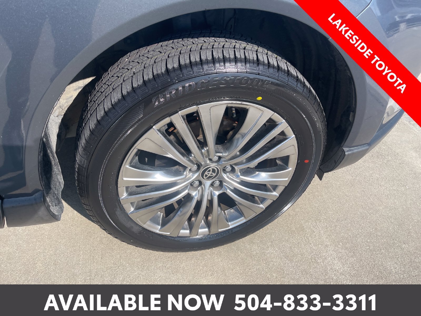 Used 2022 Toyota Venza XLE AWD/4WD image 10
