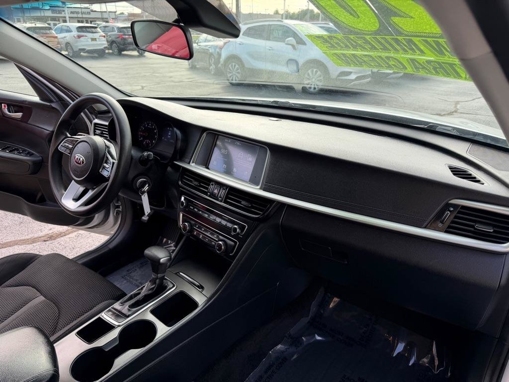 Used 2020 Kia Optima LX FWD image 22
