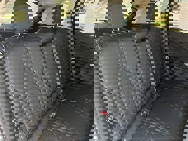 Used 2025 Acura RDX w/ Technology Package image 32