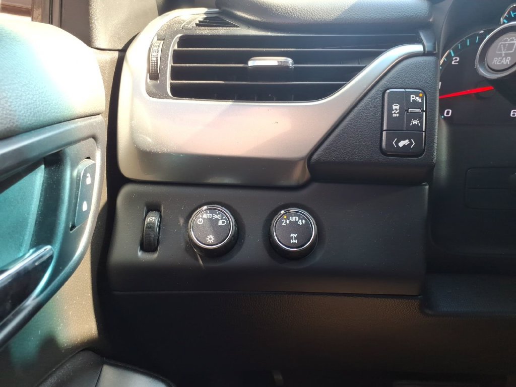 Used 2020 Chevrolet Tahoe LT AWD/4WD image 14