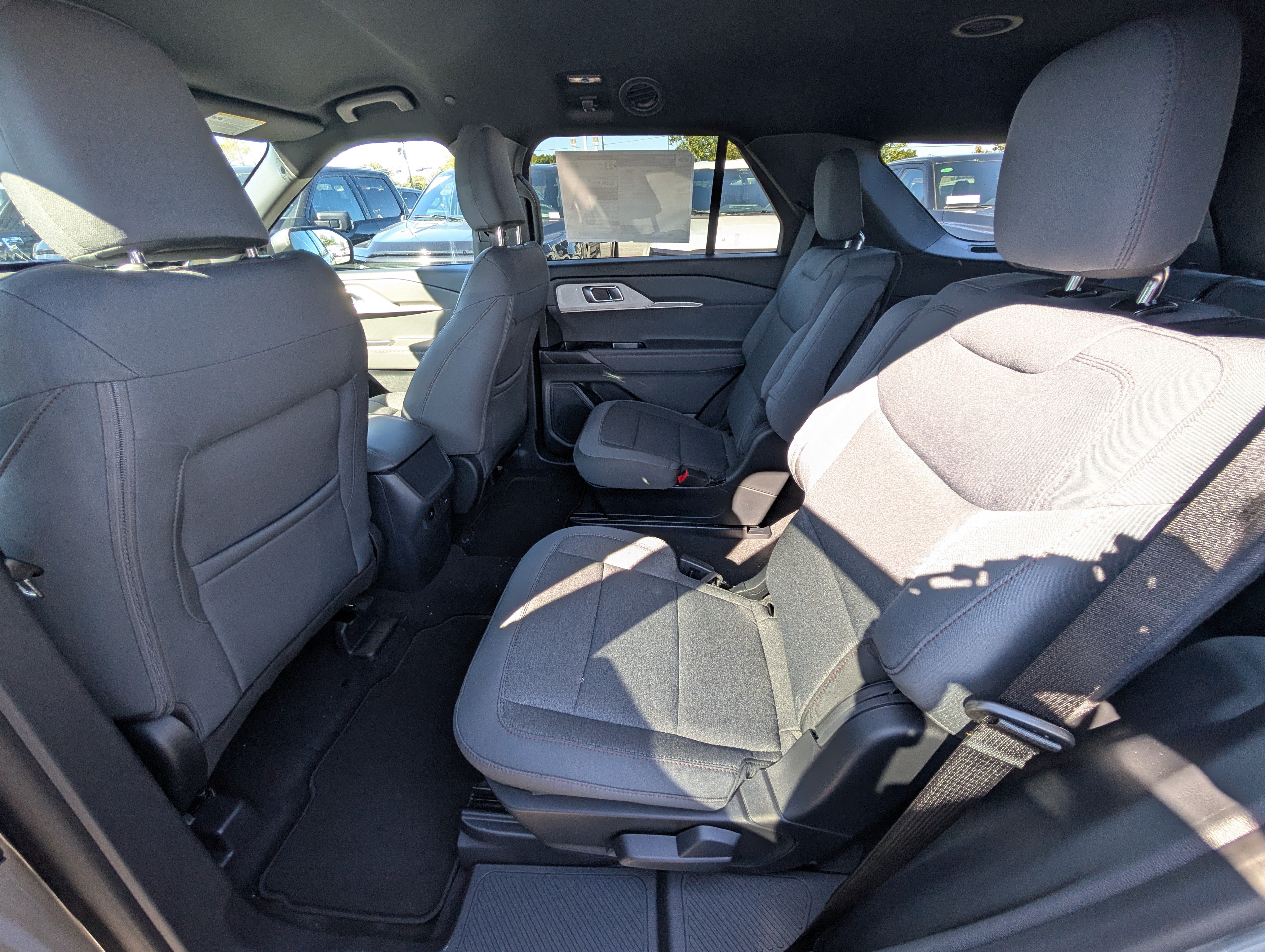 New 2027 Ford Explorer Active AWD/4WD image 12