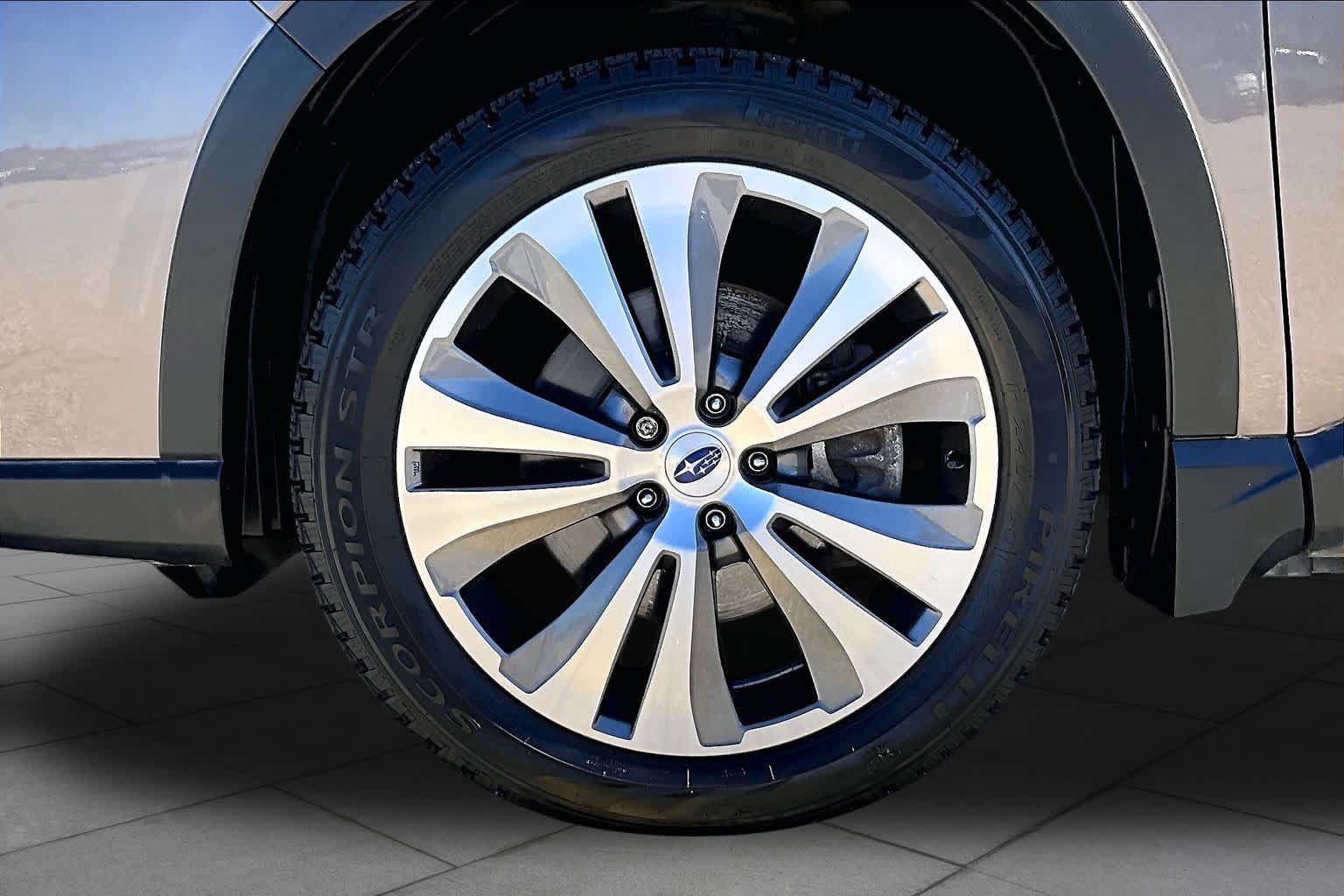 Used 2021 Subaru Ascent Premium w/ Sport Package AWD/4WD image 11