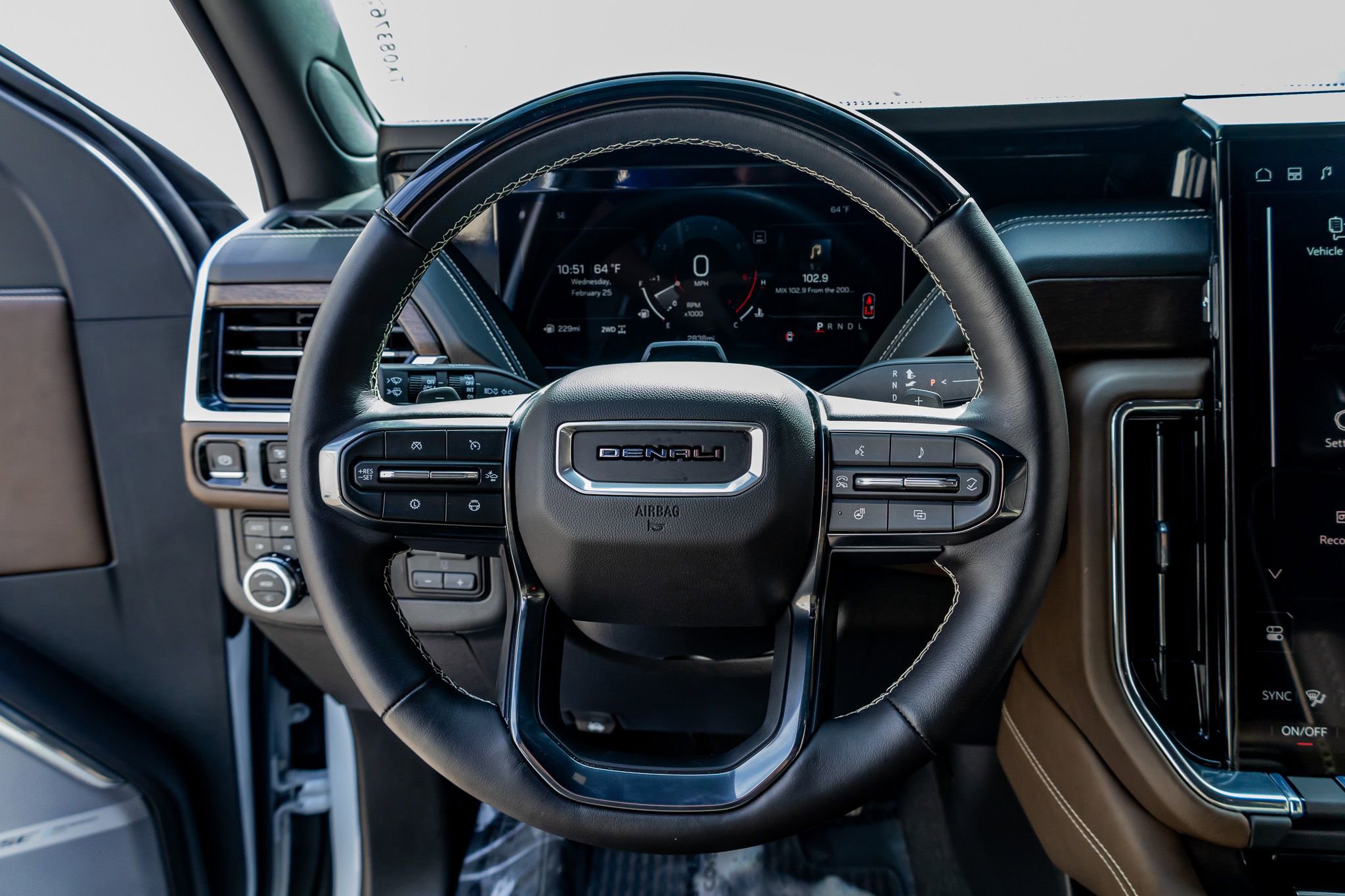 Used 2026 GMC Yukon XL Denali Ultimate image 19