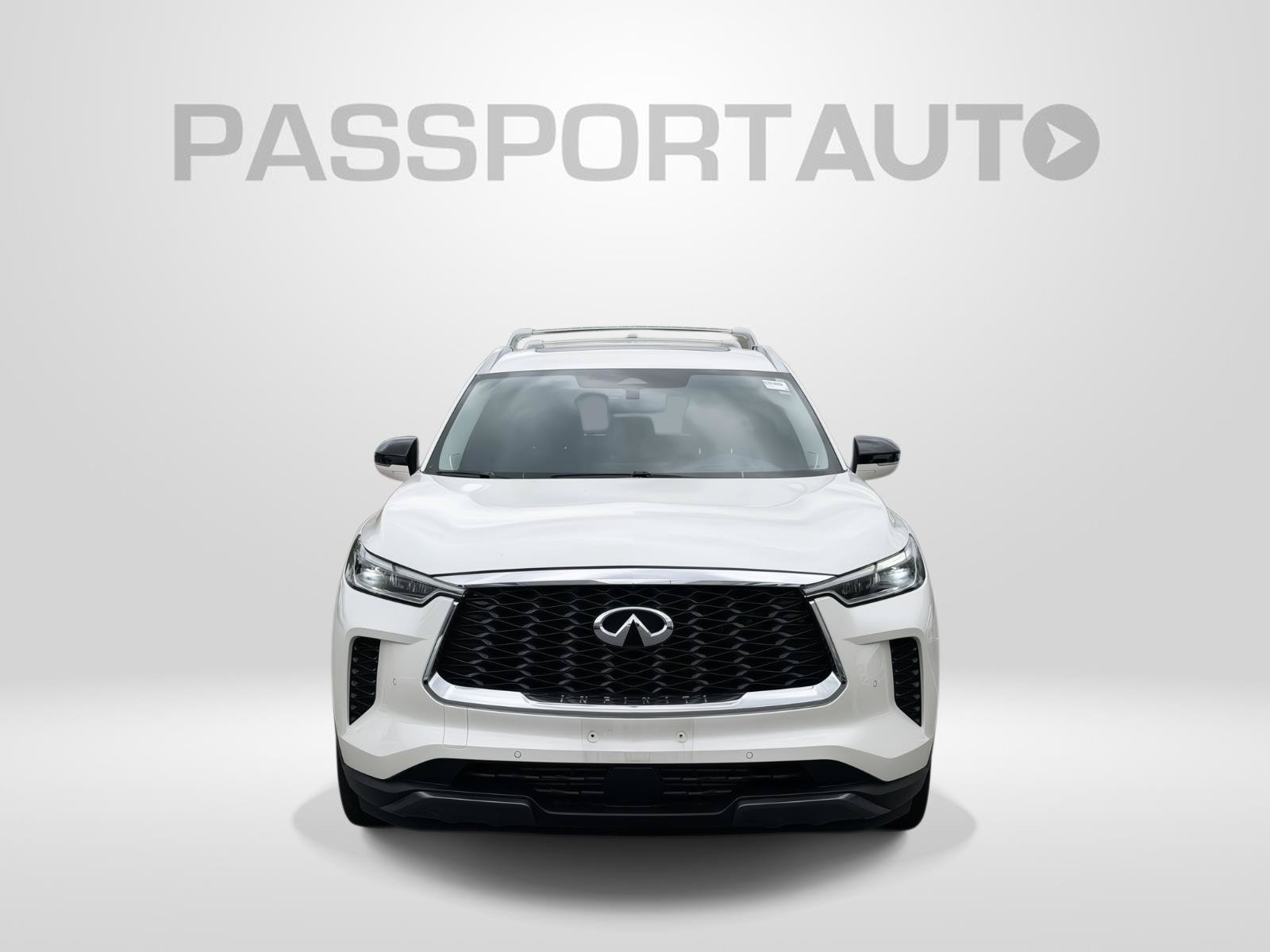 Used 2025 INFINITI QX60 Sensory w/ Vision Package AWD/4WD image 2