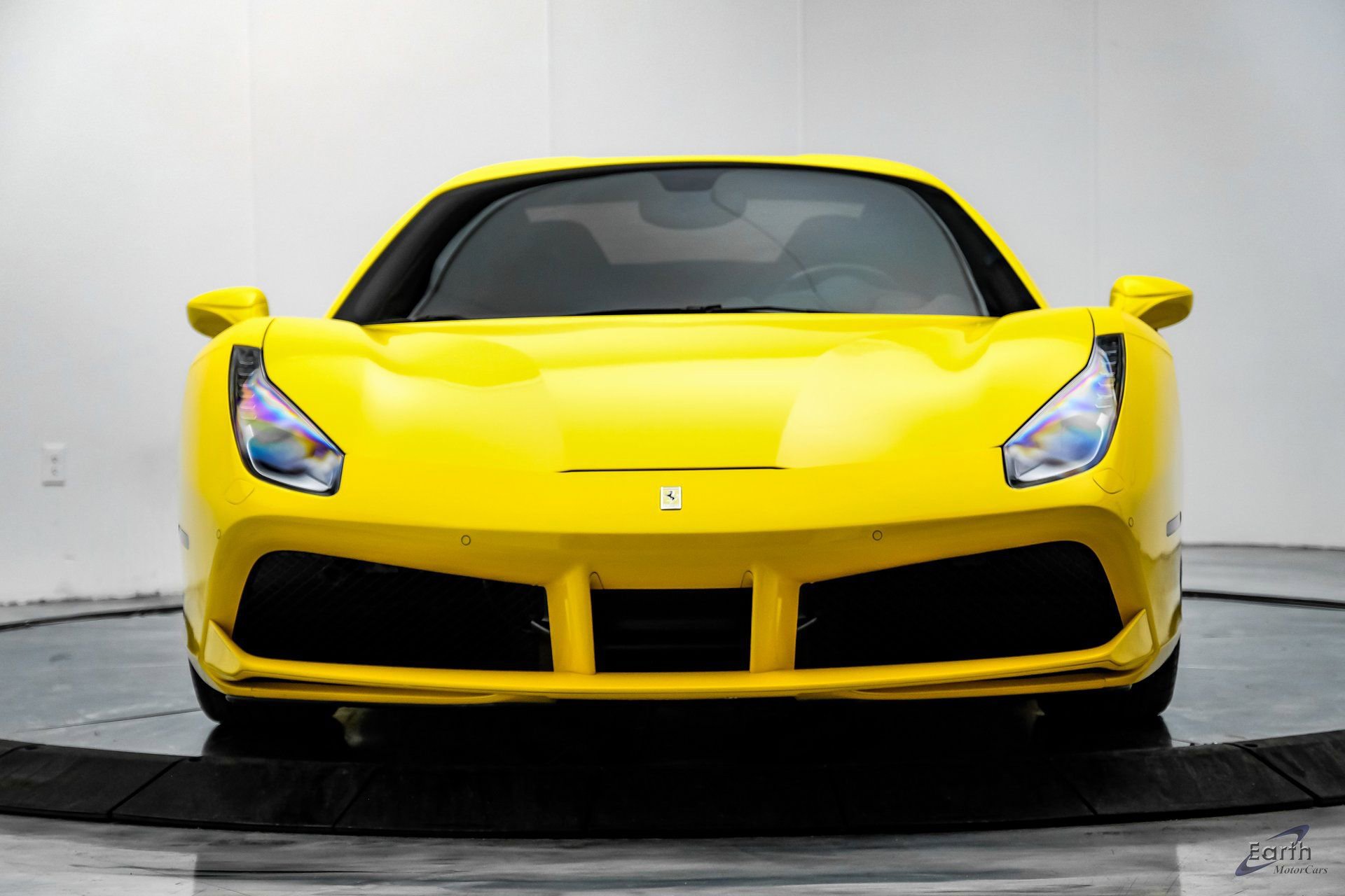 Used 2017 Ferrari 488 Spider image 39