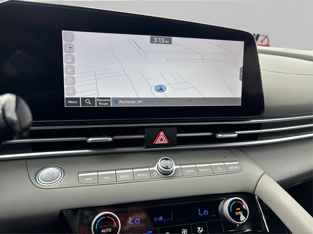 Certified 2023 Hyundai Elantra SEL w/ Convenience Package FWD image 31