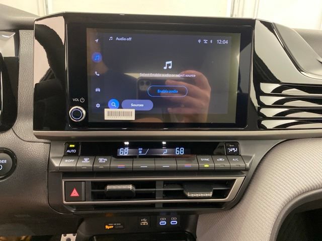 Used 2026 Toyota Camry SE AWD/4WD image 22