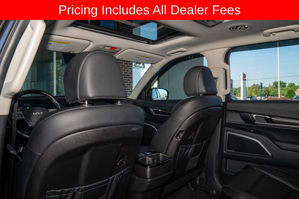 Used 2025 Kia Telluride S FWD image 10