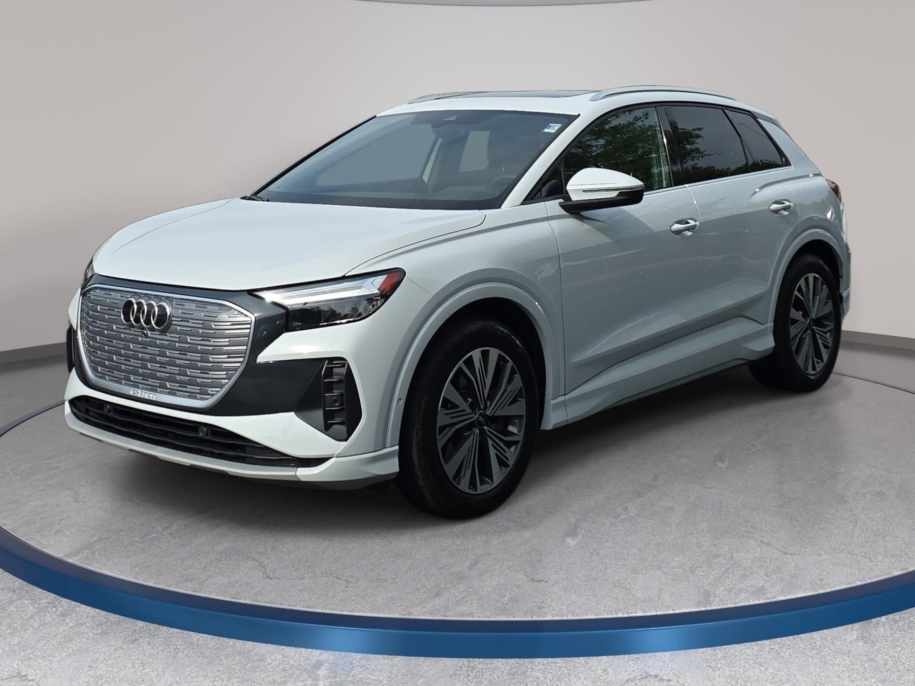 Used 2023 Audi Q4 e-tron Premium Plus w/ Premium Plus RWD image 1