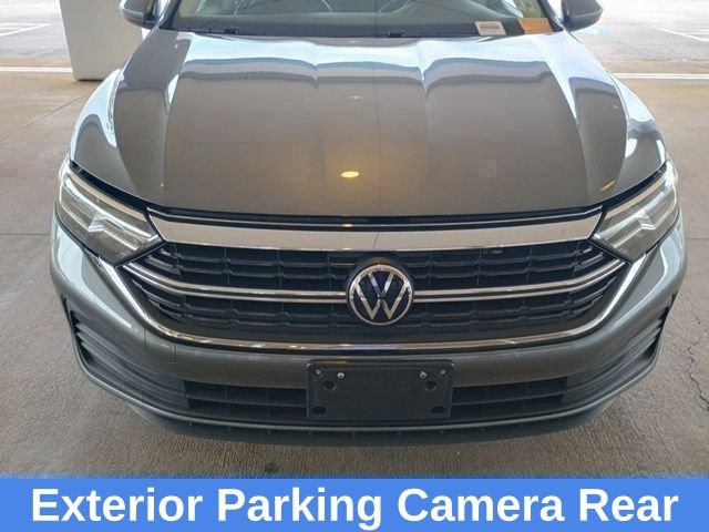 Used 2024 Volkswagen Jetta SE FWD image 12