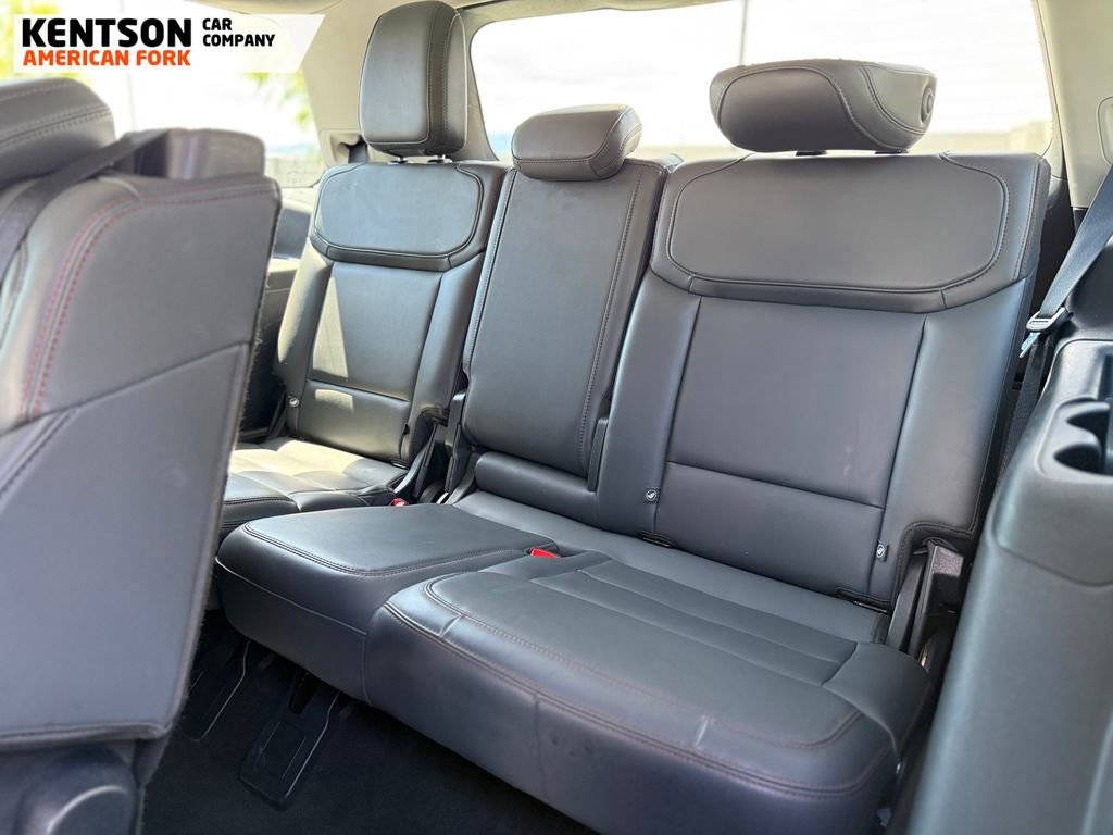 Used 2025 Ford Expedition Active AWD/4WD image 38